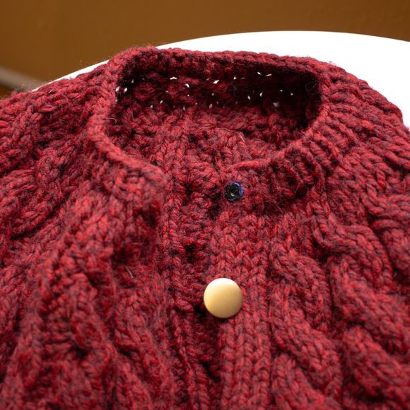 Red Cable knit Woodland Cape Sweater Vest One Size - Picture 5 of 6